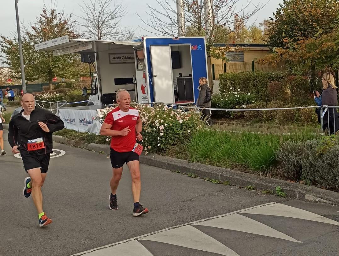 Au bout des 10 kms / 1er dans sa catégorie M7M