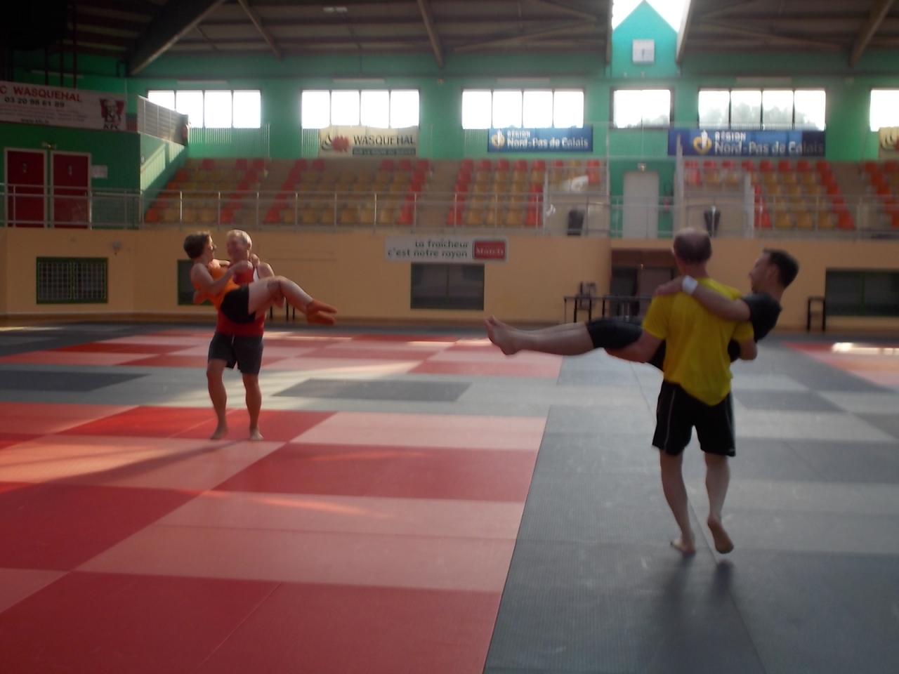 sur le tatamis du dojo